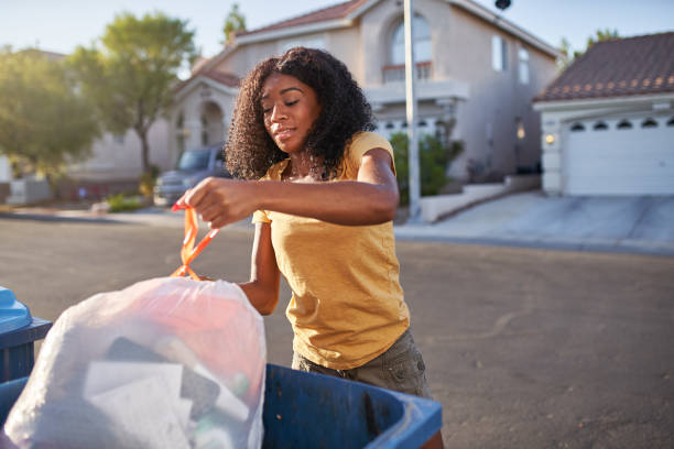 Best Attic Cleanout Services  in Marion, KS